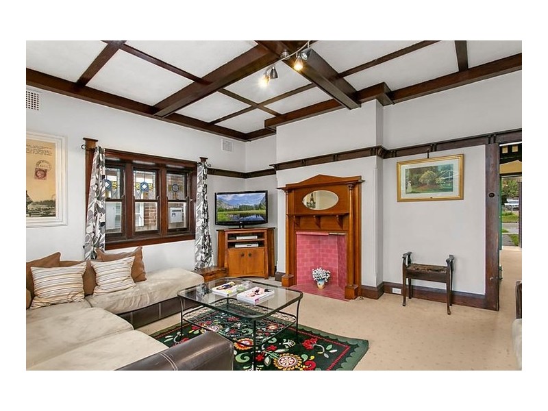 16 Rosemont Avenue, Mortdale NSW 2223