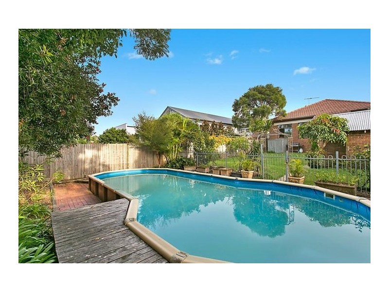 16 Rosemont Avenue, Mortdale NSW 2223