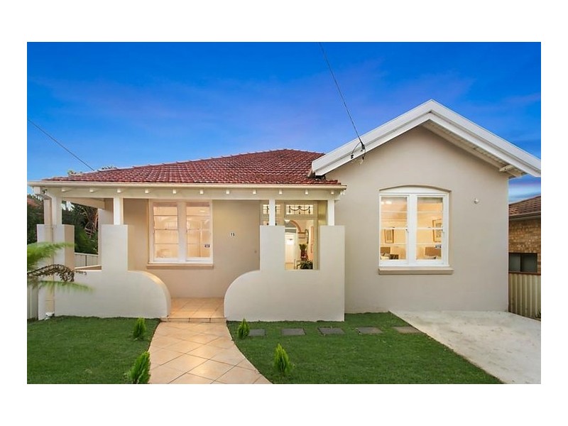 15 Lorraine Avenue, Bardwell Valley NSW 2207