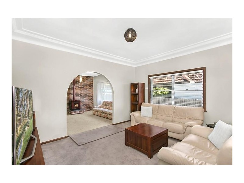 61 Shenstone Road, Riverwood NSW 2210