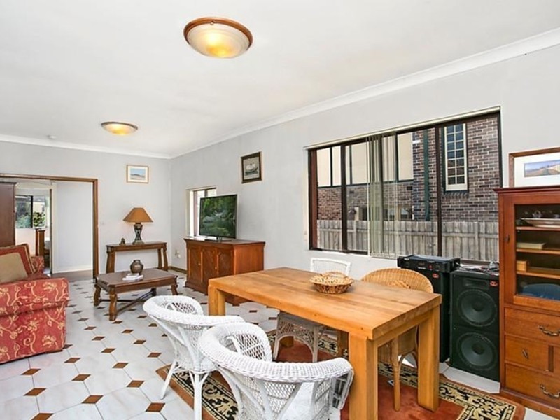 81 Caledonian Street, Bexley NSW 2207