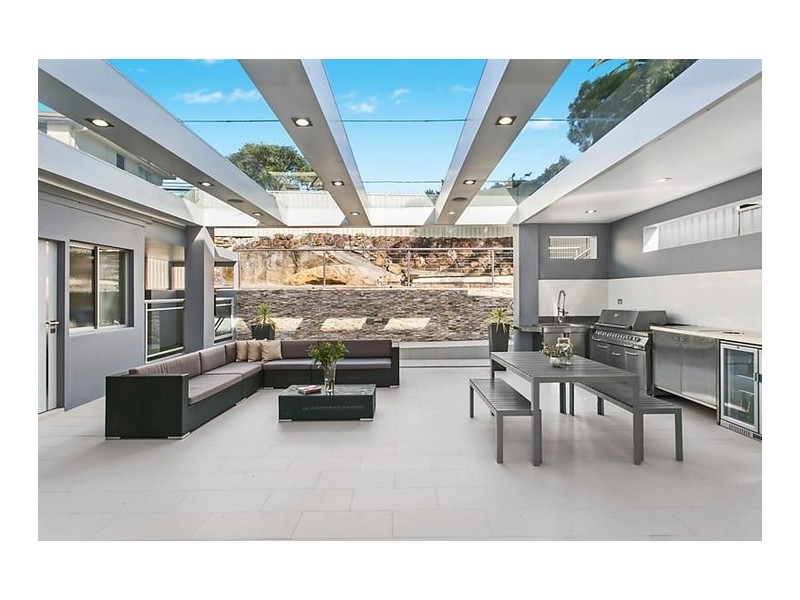 15 Torrens Street, Blakehurst NSW 2221