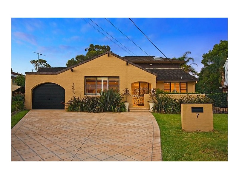 7 Winston Place, Sylvania NSW 2224