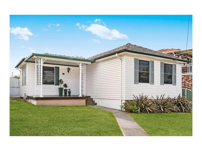 21 Berring Avenue, Roselands NSW 2196