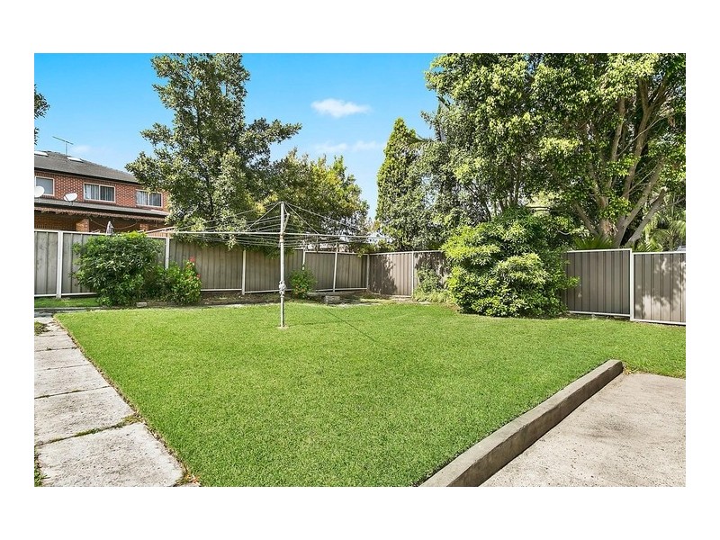 13 Kenyon Road, Bexley NSW 2207