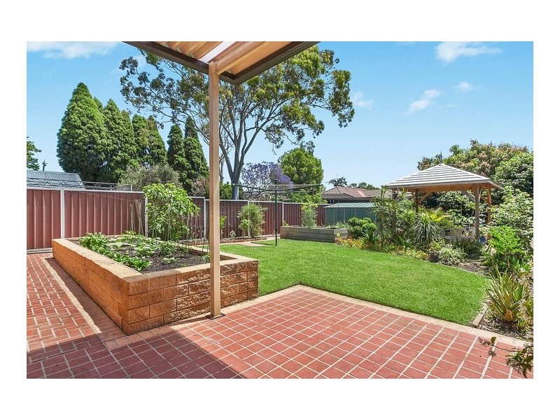 68 Edgbaston Road, Beverly Hills NSW 2209
