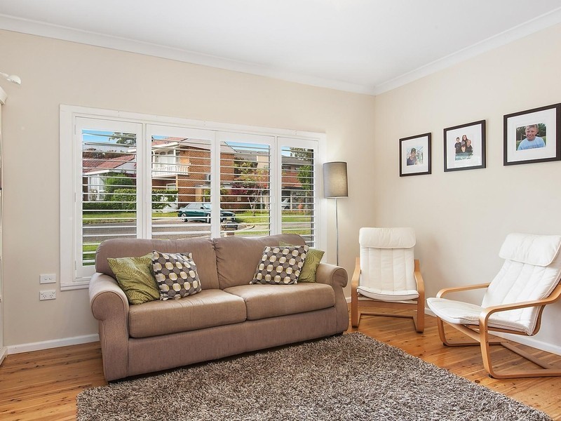 3 Thurbon Avenue, Peakhurst NSW 2210