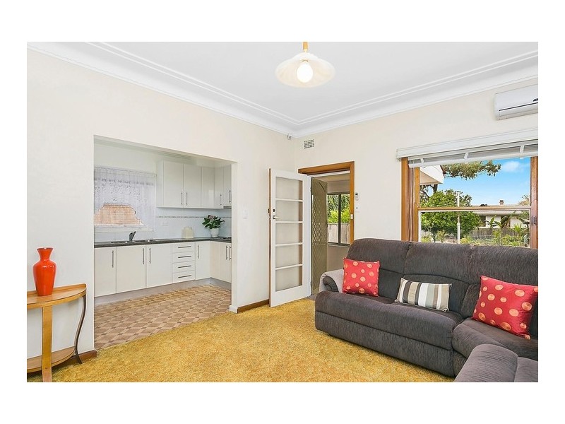 124 Forest Road, Arncliffe NSW 2205