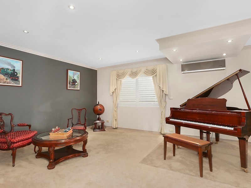 7 Poole Street, Kingsgrove NSW 2208