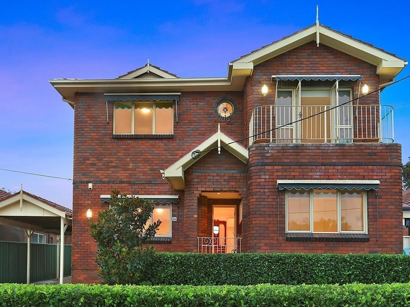 36 Earlwood Crescent, Bardwell Park NSW 2207