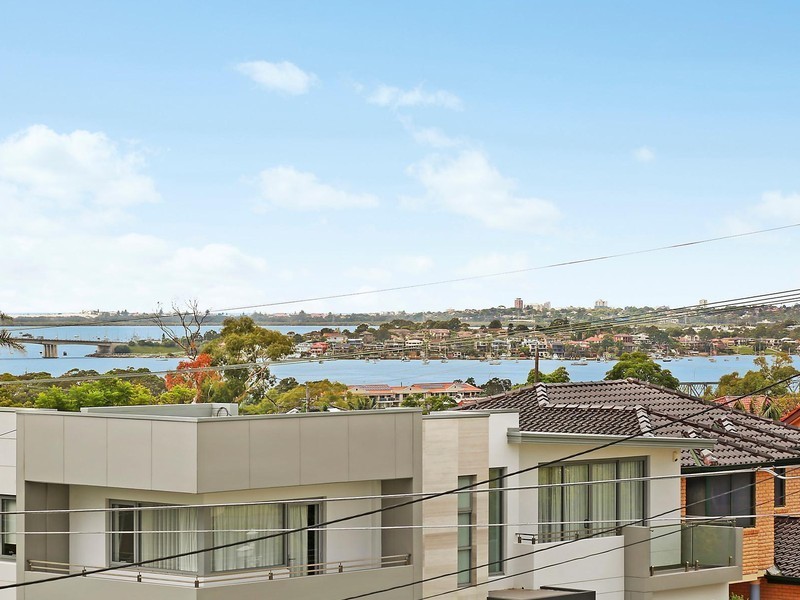 86 Hatfield Street, Blakehurst NSW 2221