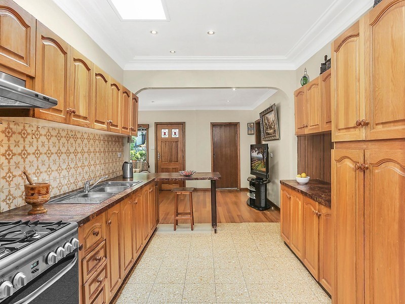 112 Botany Street, Carlton NSW 2218