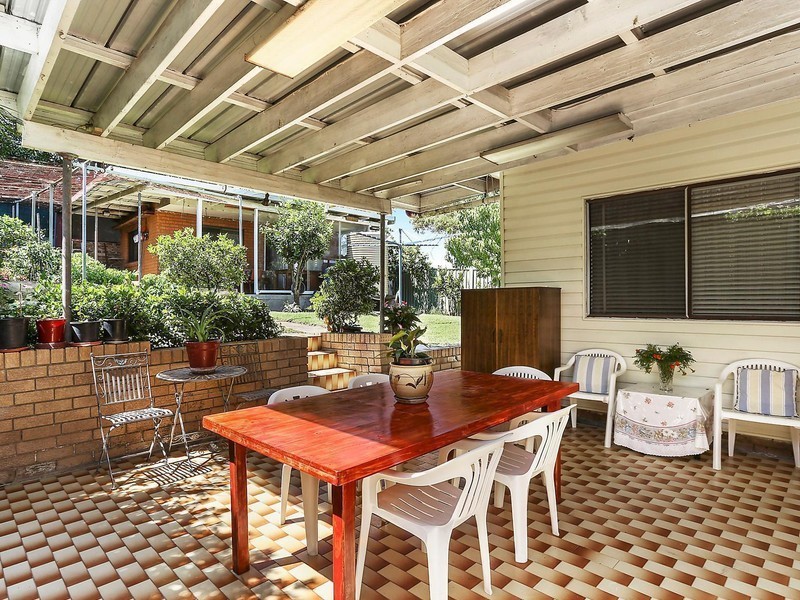 112 Botany Street, Carlton NSW 2218