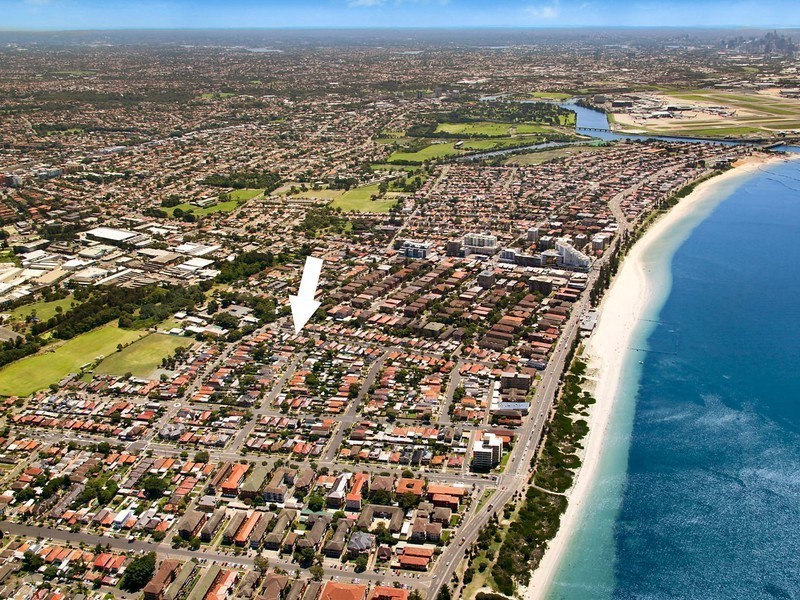 102 Crawford Road, Brighton-le-sands NSW 2216