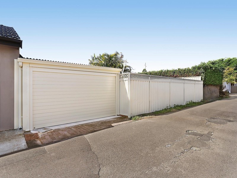 35 Bonanza Parade, Sans Souci NSW 2219