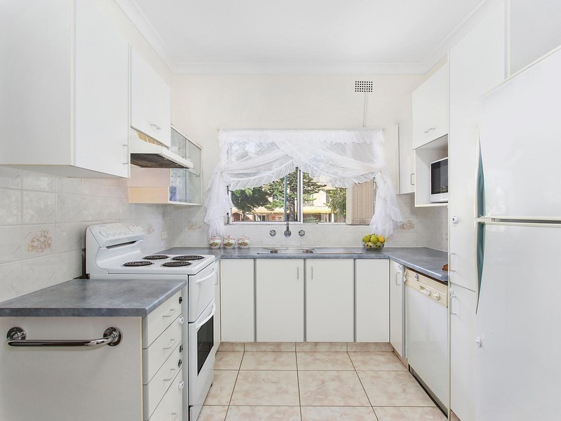 2/21 Harrow Road, Bexley NSW 2207