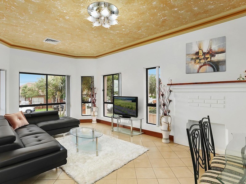 13 Beresford Parade, Kingsgrove NSW 2208