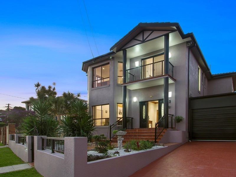 13 Beresford Parade, Kingsgrove NSW 2208