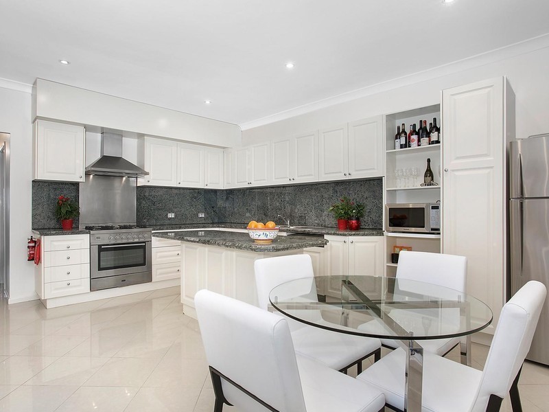 18 Primrose Avenue, Sandringham NSW 2219