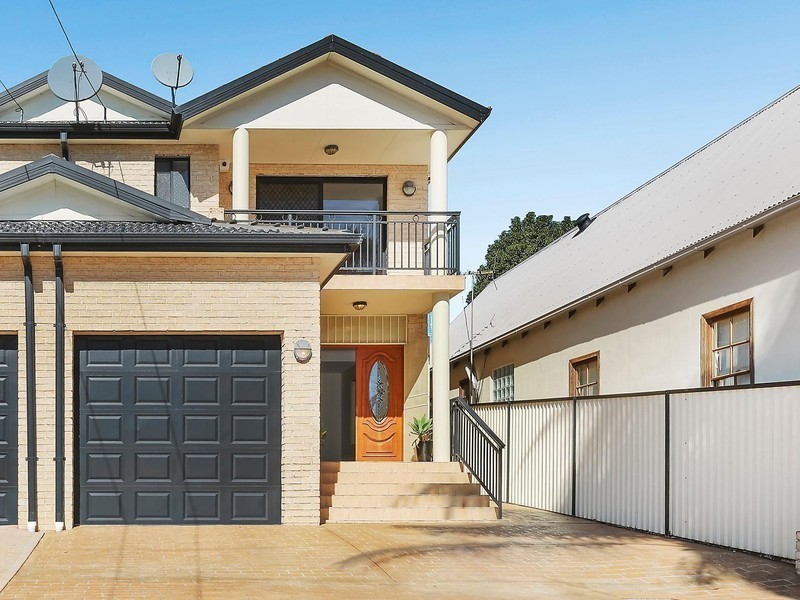 21A Highgate Street, Bexley NSW 2207