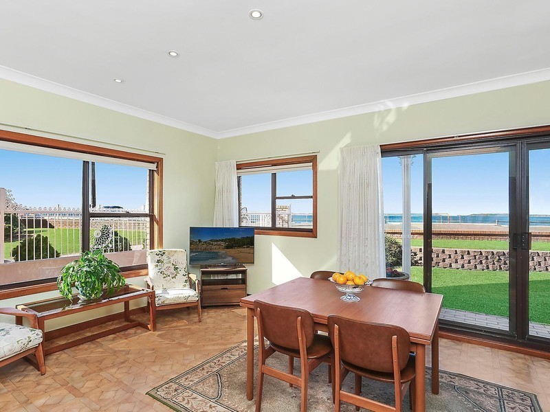 5 Carruthers Drive, Dolls Point NSW 2219