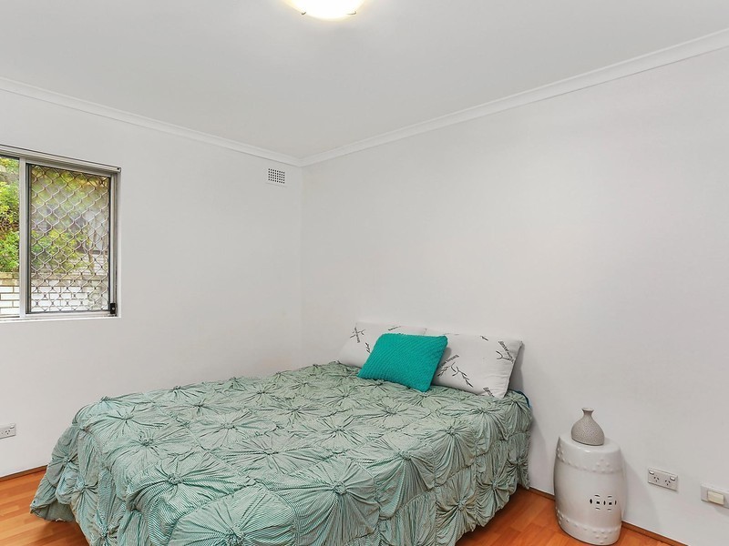 2/63A Connemarra Street, Bexley NSW 2207