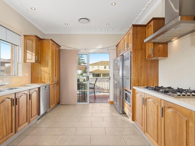 10 Burgess Street, Beverley Park NSW 2217