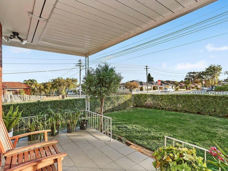 1/2 Alston Street, Bexley North NSW 2207