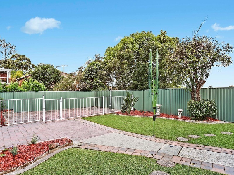 88 Fleet Street, Carlton NSW 2218