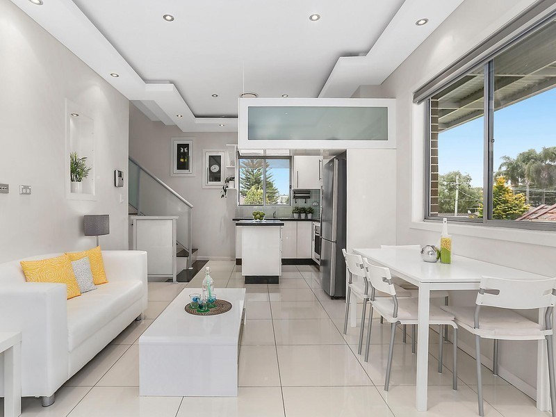 9/637 Forest Road, Bexley NSW 2207