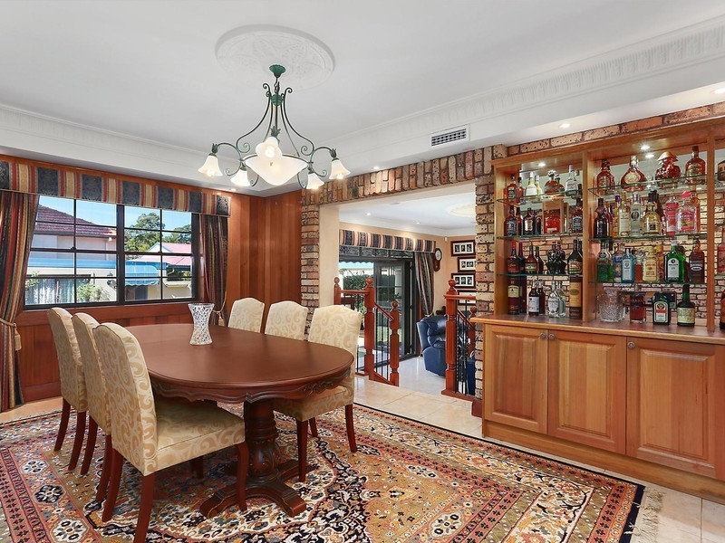 24 Currawang Street, Carss Park NSW 2221