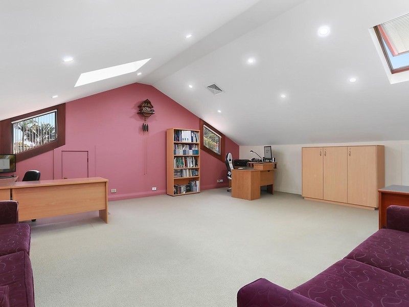 24 Currawang Street, Carss Park NSW 2221