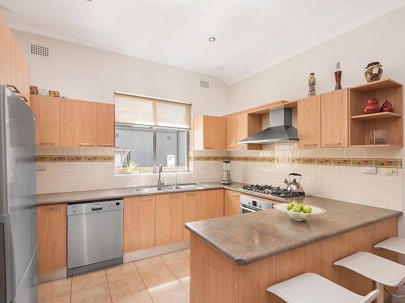 30 Preddys Road, Bexley NSW 2207