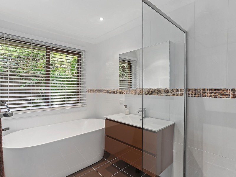 22 Royal Oak Drive, Alfords Point NSW 2234