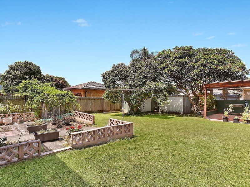 12 Farr Street, Banksia NSW 2216