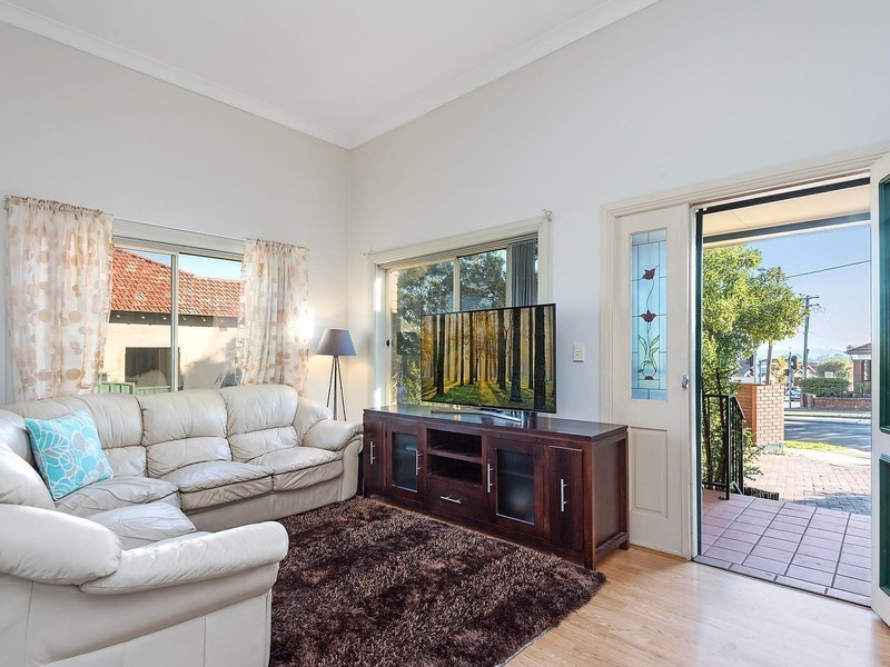 1/84 William Street, Earlwood NSW 2206