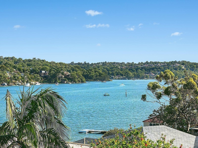 243 Queens Road, Connells Point NSW 2221