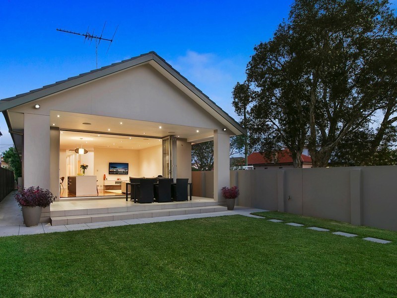 25 Roslyn Avenue, Brighton-le-sands NSW 2216