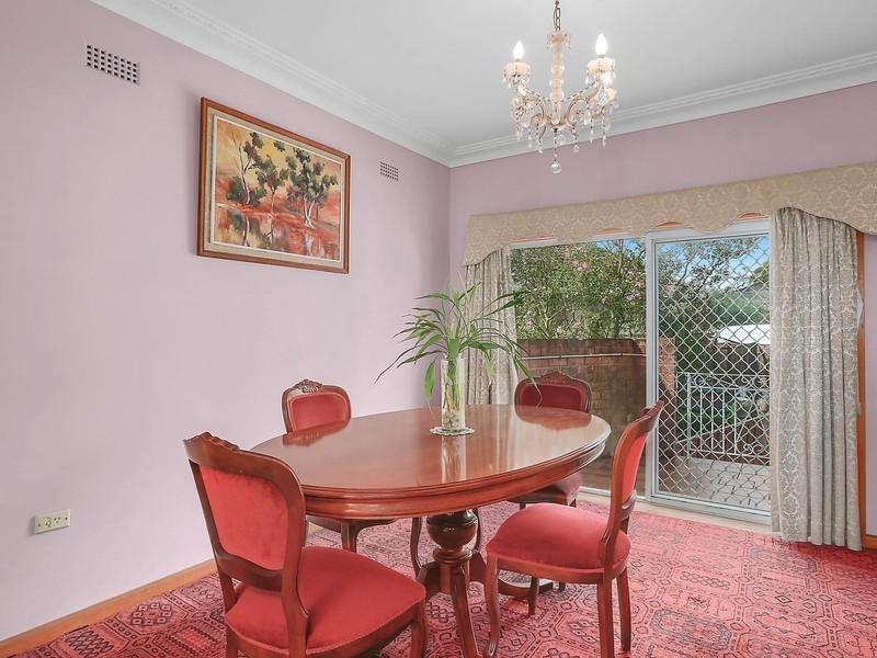 4 John Forrest Avenue, Sutherland NSW 2232