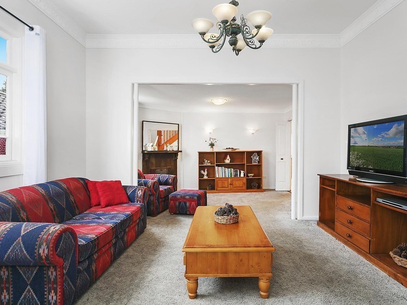 4 St Catherine Street, Mortdale NSW 2223