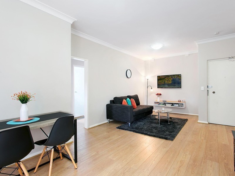 2/20 Kingsland Road, Bexley NSW 2207