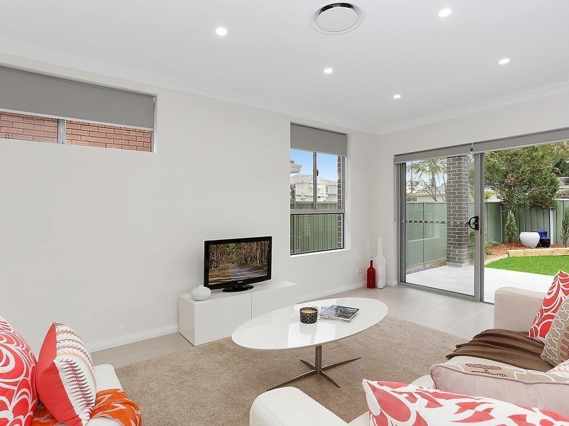 36A Donald Street, Picnic Point NSW 2213
