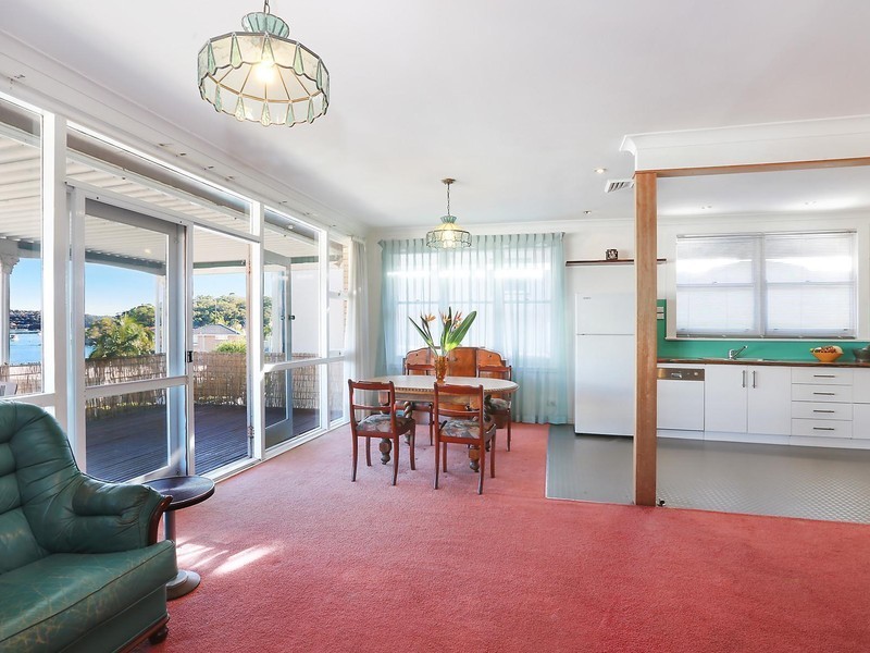 245 Queens Road, Connells Point NSW 2221