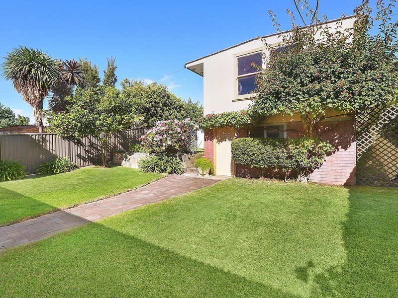 31 Cronulla Street, Carlton NSW 2218