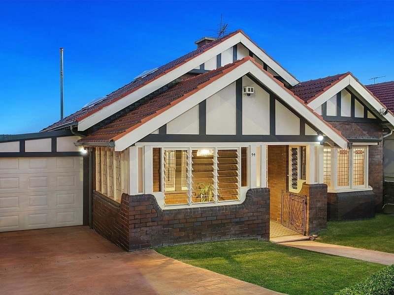 94 Forest Road, Arncliffe NSW 2205