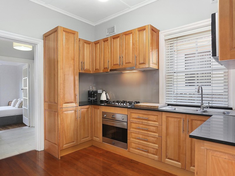 94 Forest Road, Arncliffe NSW 2205