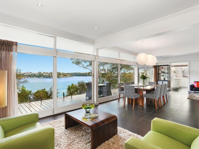 8 Pleasant Way, Blakehurst NSW 2221