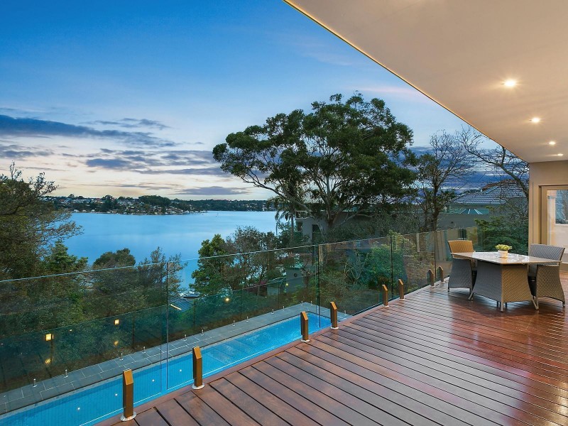 8 Pleasant Way, Blakehurst NSW 2221