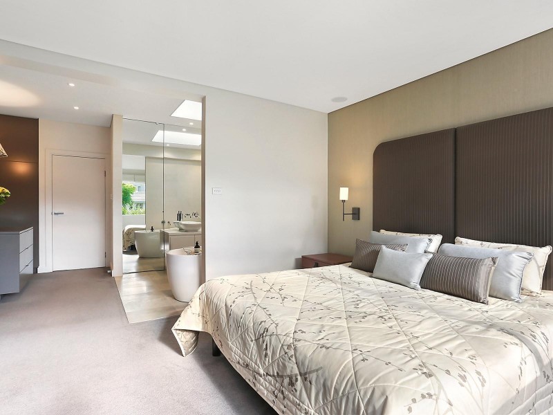 8 Pleasant Way, Blakehurst NSW 2221