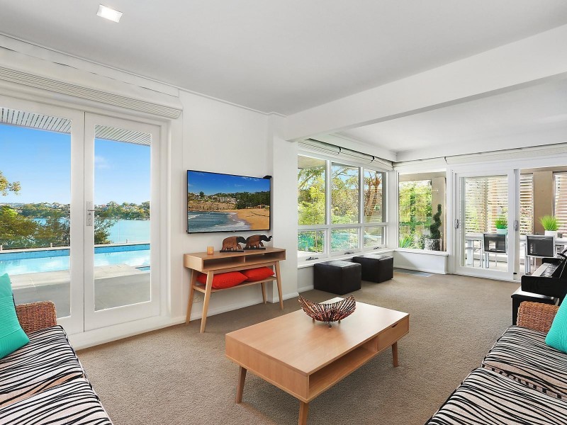 8 Pleasant Way, Blakehurst NSW 2221